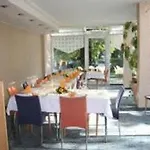 C-you Hotel
